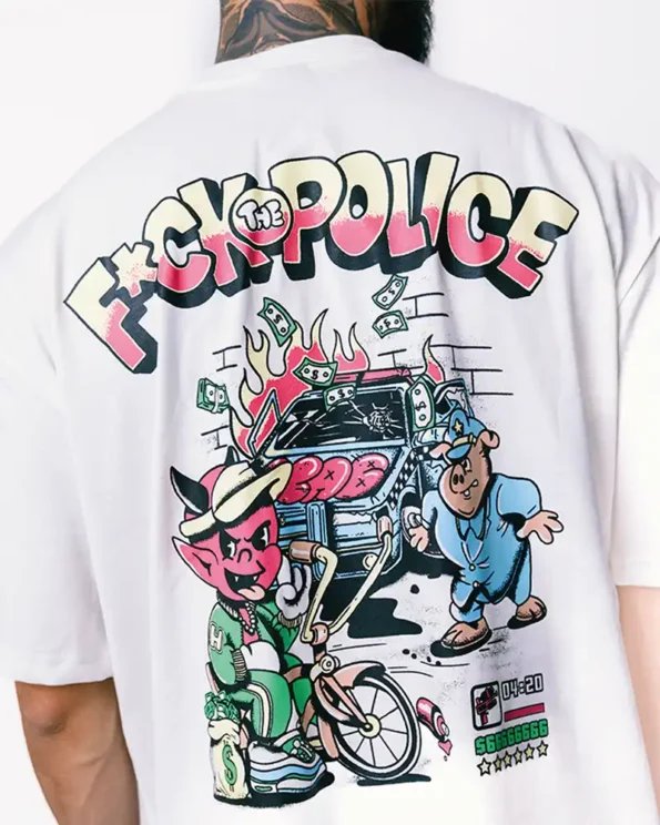 Camiseta en tela 100% algodón de 250 gramos y cuello en rib. Estampado en plastisol de alta calidad en frente y espalda.